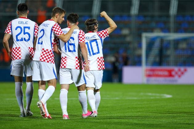 Varazdin, Croatia, 070626. City stadium. Friendly football game before the World Cup, Croatia - Slovenia. In photo: Croatia players celebrate 1:0 goal. Photo: Josip Bandic CROPIX Varazdin Croatia Copyright: xxJosipxBandicx xCROPIXx croatia_slovenia05-070626