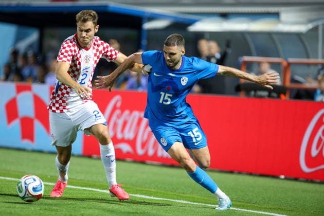 Varazdin, Croatia, 070626. City stadium. Friendly football game before the World Cup, Croatia - Slovenia. In photo: Josip Stanisic, Danijel Sturm. Photo: Josip Bandic CROPIX Varazdin Croatia Copyright: xxJosipxBandicx xCROPIXx croatia_slovenia07-070626