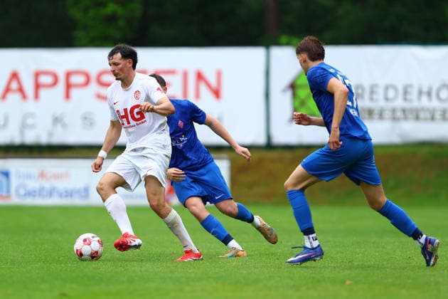 8 Jasper Hölscher Eimsbütteler TV Fußball I Herren I Aufstiegsrunde zur Regionalliga Nord I Saison 2025 2026 I 3 Spiel I Eimsbütteler TV Blumenthaler SV I 07 06 2026 I A Platz Heeslingen