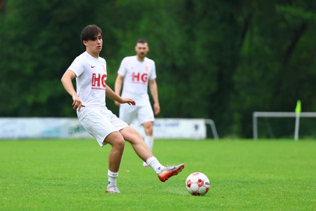 77 Tom Politz Eimsbütteler TV Fußball I Herren I Aufstiegsrunde zur Regionalliga Nord I Saison 2025 2026 I 3 Spiel I Eimsbütteler TV Blumenthaler SV I 07 06 2026 I A Platz Heeslingen