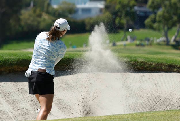Jennifer Kupcho hits out of a bunker to the 10th green during the final round of the 81st Women s U.S. Open golf championship at the Riviera Country Club in Pacific Palisades, California, on Sunday, June 7, 2026.  GLP20260607985 CAROLINExBREHMAN