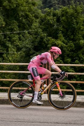 37th Giro d Italia Women 2026 - Stage 9 Anna Van Der Breggen of the SD Worx - Protime team, wearing the Maglia Rosa, passes through Barge, Italy, during stage 9 of the 2026 Giro d Italia Femminile from Saluzzo to Saluzzo on July 6, 2026. Saluzzo Italy  Copyright: xAndreaxxAmatox originalFilename:amato-notitle260607_npQWX.jpg