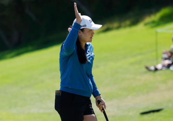Allisen Corpuz waves after finishing the 18th hole during the final round of the 81st Women s U.S. Open golf championship at the Riviera Country Club in Pacific Palisades, California, on Sunday, June 7, 2026.  GLP20260607999 CAROLINExBREHMAN