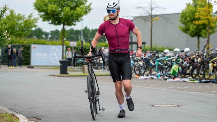 First Enni Triathlon Moers FOR EDITORIAL PURPOSES ONLY EDITORIAL USE ONLY p Tim Hoffmann, age group M 40, Schwimmfreunde Unna 01 10, at the first Enni Triathlon on Sunday, 07 06 2026, in Moers Germany NRW Moers Copyright ChristianxCreon Copyright: ChristianxCreon doc866vvgr96tc1cjjh71c13 ,EDITORIAL USE ONLY