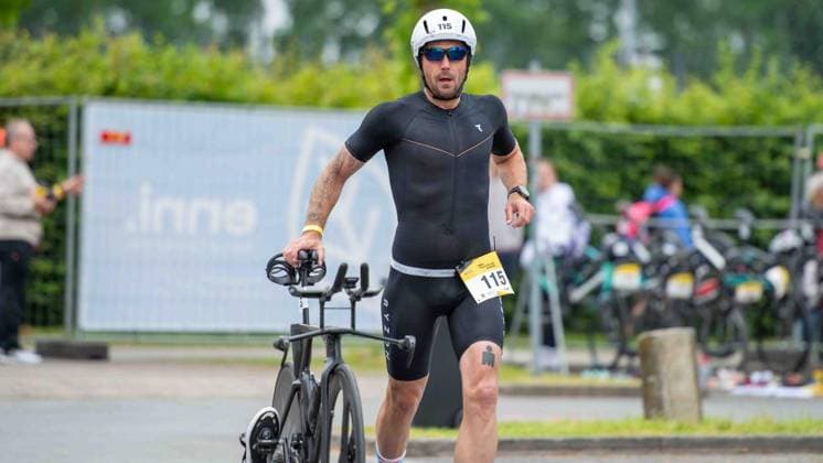 First Enni Triathlon Moers FOR EDITORIAL PURPOSES ONLY EDITORIAL USE ONLY p Andreas Thünen, age group M 45, Hamminkelner SV, at the first Enni Triathlon on Sunday, 07 06 2026, in Moers Germany NRW Moers Copyright ChristianxCreon Copyright: ChristianxCreon doc866vvh4anvo1j1oeq1axl ,EDITORIAL USE ONLY