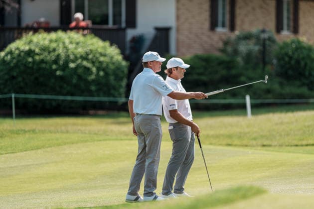 PGA, Golf Herren Tour Champions: American Family Insurance Championship - Final Round MADISON, WI - JUNE 7: Steve Stricker and Mario Tiziani discuss the line of a putt on hole 11 during the PGA Tour Champions: American Family Insurance Championship - Final Round at TPC Wisconsin on June 7, 2026 in Madison, Wisconsin. Madison TPC Wisconsin WI United States Copyright: xRossxHarried ISIxPhotosx 9314
