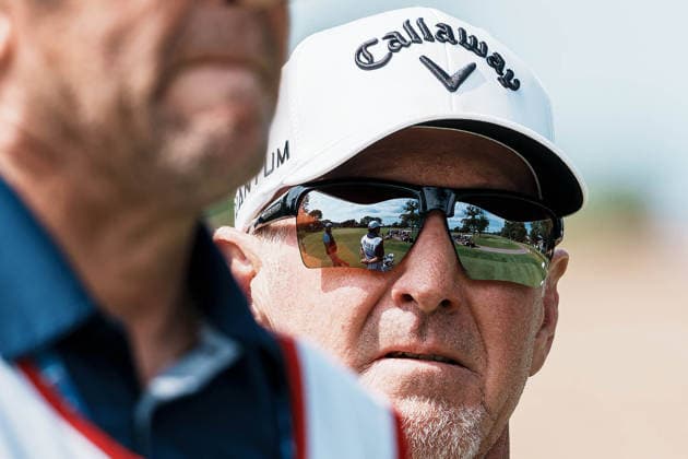 PGA, Golf Herren Tour Champions: American Family Insurance Championship - Final Round MADISON, WI - JUNE 7: David Duval watches the course at hole 12, with the fairway and a caddie reflected in his sunglasses during the PGA Tour Champions: American Family Insurance Championship - Final Round at TPC Wisconsin on June 7, 2026 in Madison, Wisconsin. Madison TPC Wisconsin WI United States Copyright: xRossxHarried ISIxPhotosx 9314
