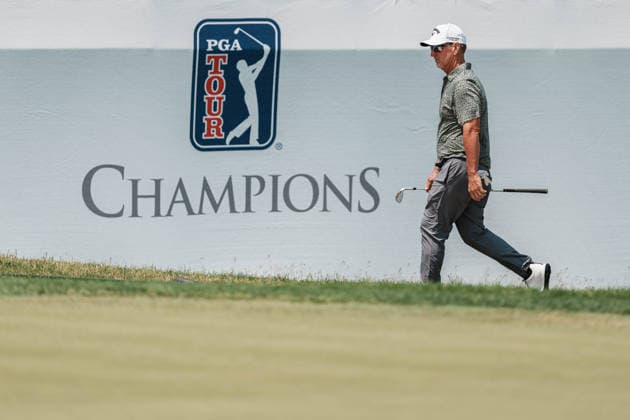 PGA, Golf Herren Tour Champions: American Family Insurance Championship - Final Round MADISON, WI - JUNE 7: David Duval walks past a PGA Tour Champions sign while carrying a golf club on hole 18 during the PGA Tour Champions: American Family Insurance Championship - Final Round at TPC Wisconsin on June 7, 2026 in Madison, Wisconsin. Madison TPC Wisconsin WI United States Copyright: xRossxHarried ISIxPhotosx 9314