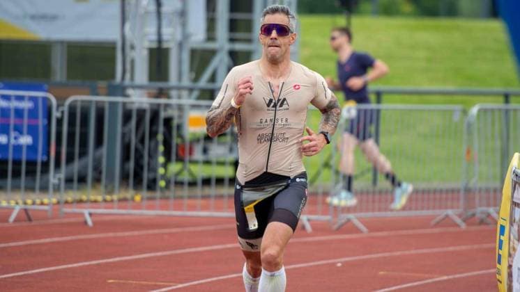 First Enni Triathlon Moers updated FOR EDITORIAL PURPOSES ONLY EDITORIAL USE ONLY p Markus Gilleßen, age group M 40, DJK Elmar Kohlscheid, at the first Enni Triathlon on Sunday, 07 06 2026, in Moers Germany NRW Moers Copyright ChristianxCreon Copyright: ChristianxCreon doc866vv9ssq349r40g1c79 ,EDITORIAL USE ONLY