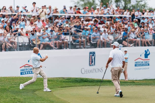 PGA, Golf Herren Tour Champions: American Family Insurance Championship - Final Round MADISON, WI - JUNE 7: Ben Crane tosses his hat while Darren Clarke walks toward him to celebrate their win on hole 18 during the PGA Tour Champions: American Family Insurance Championship - Final Round at TPC Wisconsin on June 7, 2026 in Madison, Wisconsin. Madison TPC Wisconsin WI United States Copyright: xRossxHarried ISIxPhotosx 9314