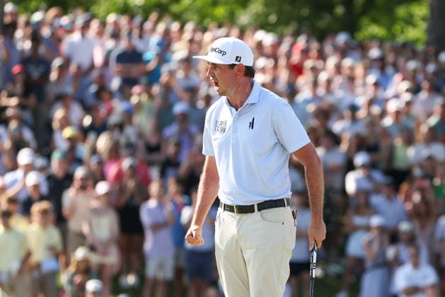 DUBLIN, OH - JUNE 07: J.T. Poston of the United States reacts after getting a birdie on 18th hole, to force a playoff during the final round of the Memorial Tournament presented by Workday at Muirfield Village Golf Club on June 7, 2026 in Dublin, OH. (Photo by Ian Johnson Icon Sportswire) GOLF: JUN 07 PGA, Golf Herren the Memorial Tournament presented by Workday EDITORIAL USE ONLY Icon260607052