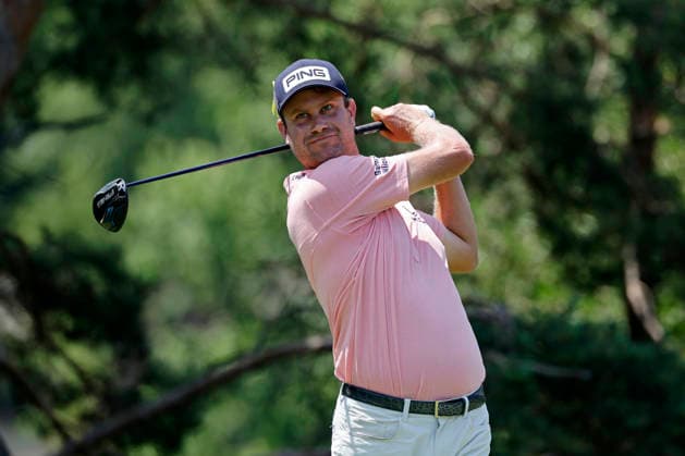 DUBLIN, OH - JUNE 07: Harris English of United States of America hits a tee shot at the second hole during the final round of the Memorial Tournament presented by Workday 2026 on June 07, 2026 at Muirfield Village Golf Club in Dublin, Ohio. (Photo by Joe Robbins Icon Sportswire) GOLF: JUN 07 PGA, Golf Herren the Memorial Tournament presented by Workday EDITORIAL USE ONLY Icon5732606070404