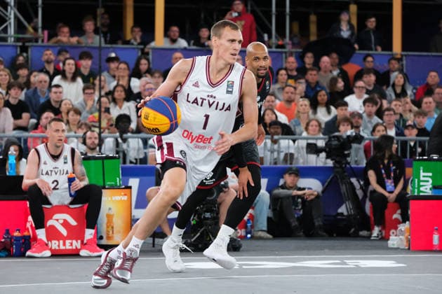 June 7, 2026, Warsaw, Masovian Voivodeship, Poland: Latvia s NAURIS MIEZIS (1) and Germany s KEVIN BRYANT (44) in action during the FIBA 3x3 Basketball World Cup men s final game between Latvia and Germany in Warsaw, Poland. Latvia defeated Germany to become world champions. Basketball 2026: FIBA 3x3 World Cup Men s Final: Latvia 20:15 Germany  - ZUMAk204 20260607_zip_k204_038 Copyright: xRomanxKozielx