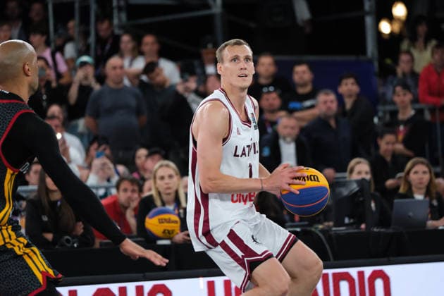 June 7, 2026, Warsaw, Masovian Voivodeship, Poland: Latvia s NAURIS MIEZIS (1) in action during the FIBA 3x3 Basketball World Cup men s final game between Latvia and Germany in Warsaw, Poland. Latvia defeated Germany to become world champions. Basketball 2026: FIBA 3x3 World Cup Men s Final: Latvia 20:15 Germany  - ZUMAk204 20260607_zip_k204_049 Copyright: xRomanxKozielx