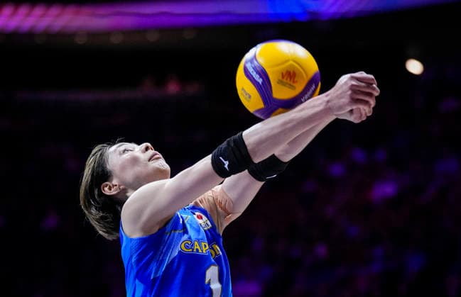 Team Japan Yukiko Wada returns a shot against Team Canada during their womens Volleyball Nations League (VNL) match on June 7, 2026 in Quebec City, Canada. Noxthirdxpartyxsales  aflo_333659018 MathieuxBelangerx