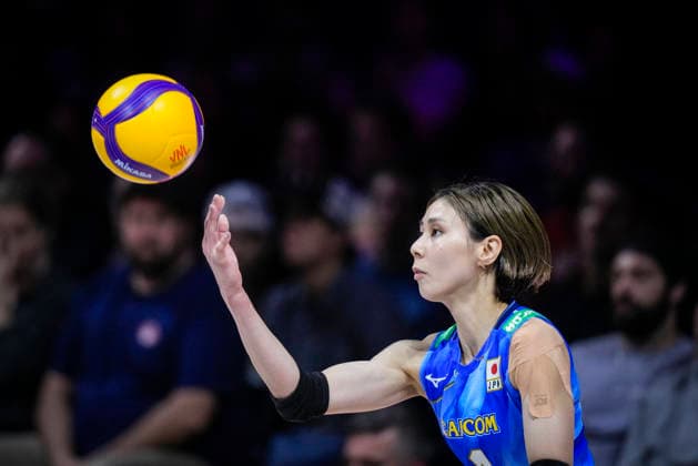 Team Japan serves against Team Canada during their womens Volleyball Nations League (VNL) match on June 7, 2026 in Quebec City, Canada. Noxthirdxpartyxsales  aflo_333659089 MathieuxBelangerx