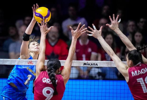 Team Japan Yukiko Wada hits a shot against Team Canada during their womens Volleyball Nations League (VNL) match on June 7, 2026 in Quebec City, Canada. Noxthirdxpartyxsales  aflo_333659215 MathieuxBelangerx