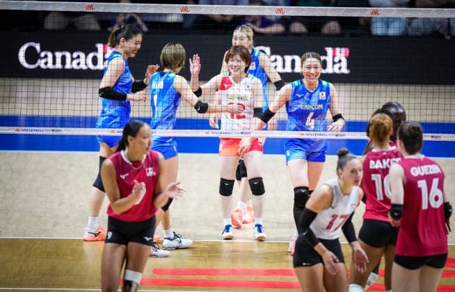 Team Japan celebrates against Team Canada during their womens Volleyball Nations League (VNL) match on June 7, 2026 in Quebec City, Canada. Noxthirdxpartyxsales  aflo_333659226 MathieuxBelangerx