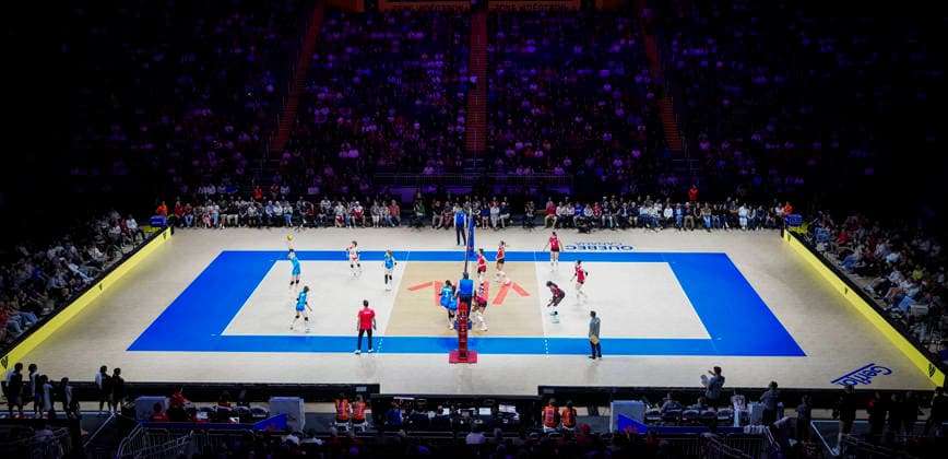 Team Japan returns a shot against Team Canada during their womens Volleyball Nations League (VNL) match on June 7, 2026 in Quebec City, Canada. Noxthirdxpartyxsales  aflo_333659307 MathieuxBelangerx