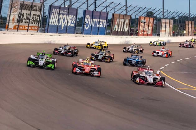 June 7, 2026, Madison, Illinois, USA: The IndyCar, Indy Car, IRL, USA SERIES field takes the green flag for the Bommarito Automotive Group 500 at the World Wide Technology Raceway in MADISON, Illinois. Madison USA - ZUMAa161 20260607_aaa_a161_004 Copyright: xWalterxArce GMGx