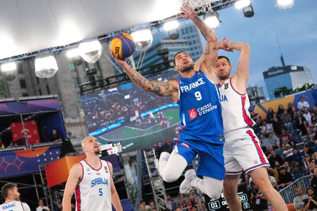 June 7, 2026, Warsaw, Masovian Voivodeship, Poland: France s EMMANUEL MONCEAU (9) and Serbia s ANDREJA MILUTINOVIC (1), NENAD NERANDZIC (5) in action during the FIBA 3x3 Basketball World Cup men s 3rd place game between Serbia and France in Warsaw, Poland. Basketball 2026: FIBA 3x3 World Cup Men s 3rd Place: Serbia 20:19 France  - ZUMAk204 20260607_zip_k204_108 Copyright: xRomanxKozielx