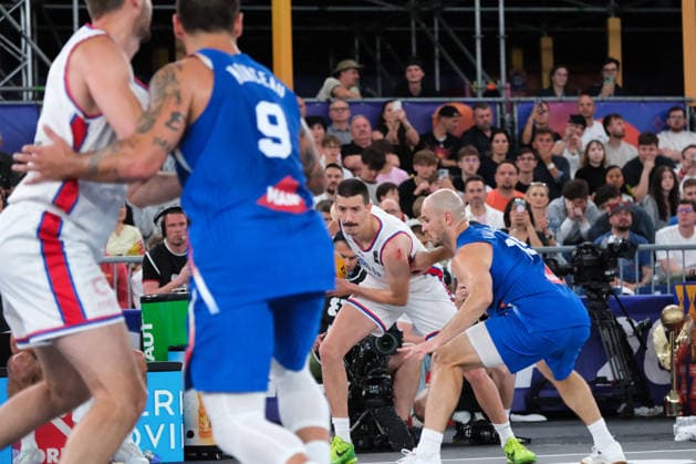 June 7, 2026, Warsaw, Masovian Voivodeship, Poland: Serbia s STRAHINJA STOJACIC (3) and France s ALEX VIALARET (15) in action during the FIBA 3x3 Basketball World Cup men s 3rd place game between Serbia and France in Warsaw, Poland. Basketball 2026: FIBA 3x3 World Cup Men s 3rd Place: Serbia 20:19 France  - ZUMAk204 20260607_zip_k204_115 Copyright: xRomanxKozielx