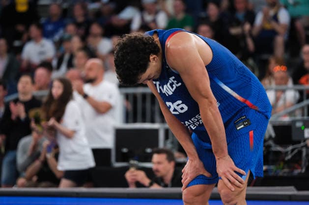 June 7, 2026, Warsaw, Masovian Voivodeship, Poland: France s JULES RAMBAUT (26) contemplates defeat at the end of the FIBA 3x3 Basketball World Cup men s 3rd place game between Serbia and France in Warsaw, Poland. Serbia defeated France to win 3rd place in the tournament. Basketball 2026: FIBA 3x3 World Cup Men s 3rd Place: Serbia 20:19 France  - ZUMAk204 20260607_zip_k204_121 Copyright: xRomanxKozielx