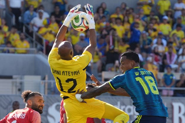 Willer Ditta (R) of Colombia vies for the ball with Nour Bani Ateyah (C) of Jordan in a friendly match between Colombia and Jordan at Snapdragon Stadium in San Diego, USA, 07 June 2026. Friendly match: Colombia - Jordan !ACHTUNG: NUR REDAKTIONELLE NUTZUNG!  Copyright: xOmarxAlonsox AME9612 0858588359st