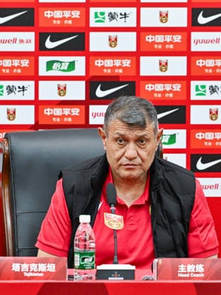 GUIYANG, CHINA - JUNE 08: Mubin Ergashev, head coach of Tajikistan U23, speaks to the media during a training session ahead of the Guiyang International Youth Football Invitational Tournament 2026 on June 8, 2026 in Guiyang, Guizhou Province of China. The tournament features U23 national teams from multiple countries.  Copyright: xVCGx 111646837462
