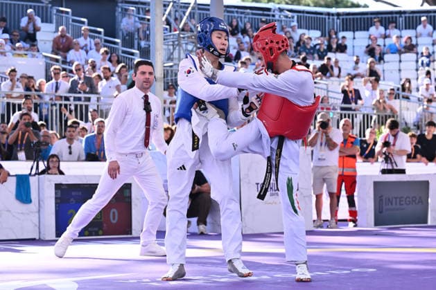 IPA85474785 - Eunsu Seo (KOR) and Vito Dell Aquila (ITA) competes in the men s -58kg final of the World Taekwondo Grand Prix at the Foro Italico, June 7, 2026, Rome, Italy.  Copyright: xDomenicoxCippitelli IPAxSportx xx 85474785
