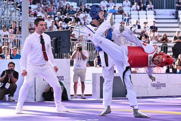 IPA85474840 - Eunsu Seo (KOR) and Vito Dell Aquila (ITA) competes in the men s -58kg final of the World Taekwondo Grand Prix at the Foro Italico, June 7, 2026, Rome, Italy.  Copyright: xDomenicoxCippitelli IPAxSportx xx 85474840