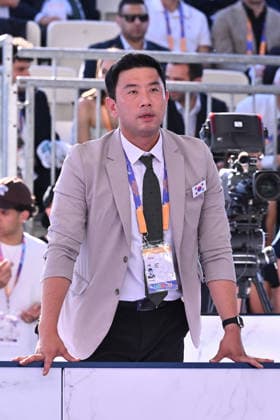 IPA85474849 - Nam Yun-bae coach of Eunsu Seo (KOR) during the men s -58kg final of the World Taekwondo Grand Prix at the Foro Italico, June 7, 2026, Rome, Italy.  Copyright: xDomenicoxCippitelli IPAxSportx xx 85474849