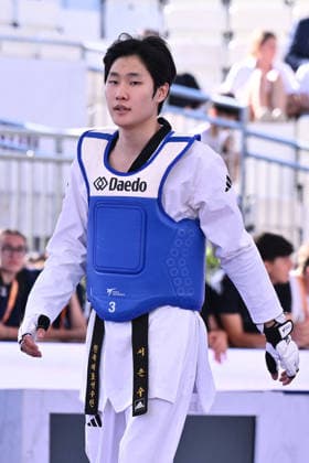 CONTACT - Taekwondo - World Taekwondo Rome Grand Prix 2026 Photo by IPA ABACAPRESS.COM85474828 - Eunsu Seo (KOR) competes in the men s -58kg final against Vito Dell Aquila (ITA) of the World Taekwondo Grand Prix at the Foro Italico, June 7, 2026, Rome, Italy. Roma Italy  Copyright: xIPAxSport ABACAx
