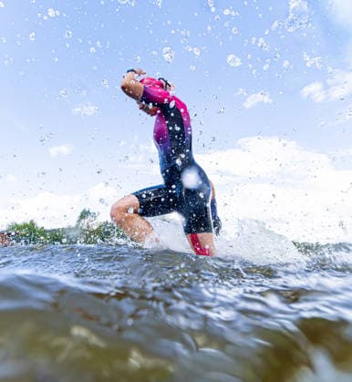 07 06 2026, GER, Crosstriathlon, Maenner Frauen, Saison 26, 38 Teag Werratal Crosstriathlon org Triathlonverein Werratal e V Emilia Fuss Rhöner WSV e V Dermbach 500m swim in open water, 11,9km MTB course and 4,0km run course took the participants in the categories Jedermann Cross Einzel Staffel as well as the Sprint Cross Einzel incl Thüringer Meisterschaft in angriff 98597 Breitungen Strandbad Kiessee Thueringen Germany