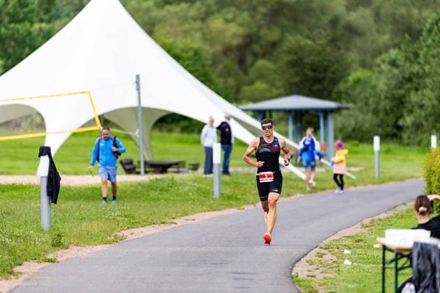 07 06 2026, GER, Crosstriathlon, Maenner Frauen, Saison 26, 38 Teag Werratal Crosstriathlon org Triathlonverein Werratal e V Lars Fricke AC Apolda 500m swim in open water, 11.9km MTB course and 4.0km run course took the participants in the categories Everyman Cross Individual Relay as well as the Sprint Cross Individual incl Thuringian Championship in angriff 98597 Breitungen Strandbad Kiessee Thueringen Germany