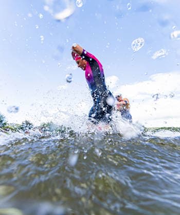 07 06 2026, GER, Crosstriathlon, Maenner Frauen, Saison 26, 38 Teag Werratal Crosstriathlon org Triathlonverein Werratal e V Emilia Fuss Rhöner WSV e V Dermbach 500m swim in open water, 11,9km MTB course and 4,0km run course took the participants in the categories Jedermann Cross Einzel Staffel as well as the Sprint Cross Einzel incl Thüringer Meisterschaft in angriff 98597 Breitungen Strandbad Kiessee Thueringen Germany