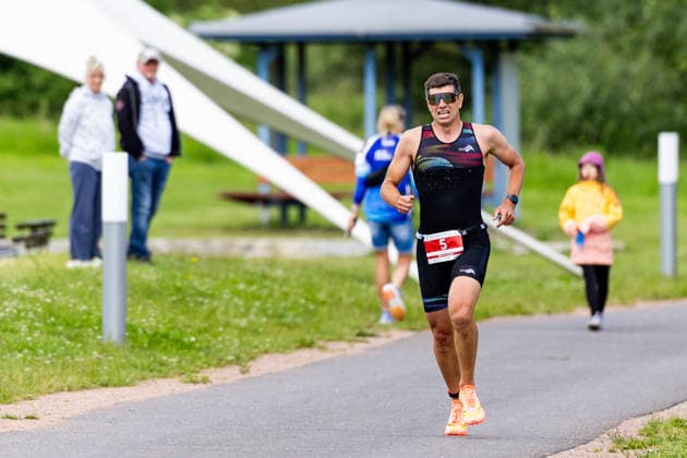 07 06 2026, GER, Crosstriathlon, Maenner Frauen, Saison 26, 38 Teag Werratal Crosstriathlon org Triathlonverein Werratal e V Lars Fricke AC Apolda 500m swim in open water, 11.9km MTB course and 4.0km run course took the participants in the categories Everyman Cross Individual Relay as well as the Sprint Cross Individual incl Thuringian Championship in angriff 98597 Breitungen Strandbad Kiessee Thueringen Germany