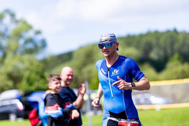 07 06 2026, GER, Crosstriathlon, Maenner Frauen, Saison 26, 38 Teag Werratal Crosstriathlon org Triathlonverein Werratal e V Christian Huth LTV Erfurt 500m swim in open water, 11,9km MTB course and 4,0km run course took the participants in the categories Jedermann Cross Einzel Staffel as well as the Sprint Cross Einzel incl Thüringer Meisterschaft in angriff 98597 Breitungen Strandbad Kiessee Thueringen Germany