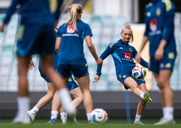 260608 Stina Blackstenius of the Swedish women s national football team at a training session on June 8, 2026 in Gothenburg Photo Mathias Bergeld BILDBYRAN code MB MB1380 fotboll football soccer fotball vm kval kval fifa womens world cup qualifier qualifier träning practice training sverige sweden dam bbeng women kvinner  Copyright: MATHIASxBERGELD BB260608MB018