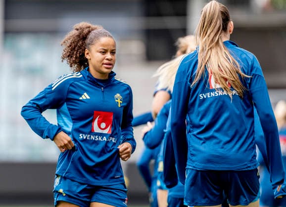 GOTHENBURG, SWEDEN 20260608 Felicia Schröder during Monday s training with the women s national team at Gamla Ullevi ahead of the upcoming World Cup qualifier against Italy GÖTEBORG SWEDEN x9200x  Copyright: xAdamxIhse TTx THE WOMEN S NATIONAL TEAM TRAINS IN GOTHENBURG BEFORE THE WORLD CUP QUALIFYING