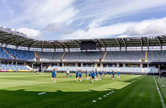 GOTHENBURG, SWEDEN 20260608 Monday s training with the women s national team at Gamla Ullevi ahead of the upcoming World Cup qualifier against Italy GÖTEBORG SWEDEN x9200x  Copyright: xAdamxIhse TTx THE WOMEN S NATIONAL TEAM TRAINS IN GOTHENBURG BEFORE THE WORLD CUP QUALIFYING