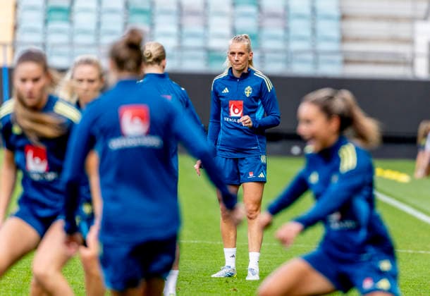 GOTHENBURG, SWEDEN 20260608 Stina Blackstenius during Monday s training with the women s national team at Gamla Ullevi ahead of the upcoming World Cup qualifier against Italy GÖTEBORG SWEDEN x9200x  Copyright: xAdamxIhse TTx THE WOMEN S NATIONAL TEAM TRAINS IN GOTHENBURG BEFORE THE WORLD CUP QUALIFYING