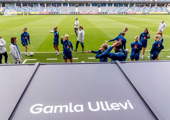 GOTHENBURG, SWEDEN 20260608 Monday s training with the women s national team at Gamla Ullevi ahead of the upcoming World Cup qualifier against Italy GÖTEBORG SWEDEN x9200x  Copyright: xAdamxIhse TTx THE WOMEN S NATIONAL TEAM TRAINS IN GOTHENBURG BEFORE THE WORLD CUP QUALIFYING