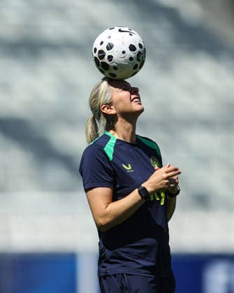 Republic of Ireland WNT Squad Training, Stade des Alpes, Grenoble, France 8 6 2026 Head coach Carla Ward Carla Ward 8 6 2026  Copyright: x INPHO BenxBradyx BB3_7219