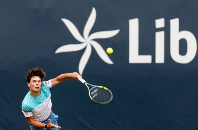 DEN BOSCH - Mees Röttgering during the ATP, Tennis Herren singles match against Benjamin Bonzi (FRA) at the LibÃ ma Open 2026. The combined ATP WTA, Tennis Damen tournament is being held on the event grounds of the former Autotron car theme park. IRIS VAN DEN BROEK ANP xVIxANPxSportx xxANPxIVx 560479748 originalFilename: 560479748.jpg