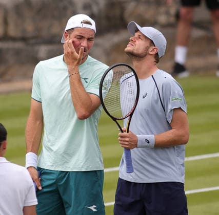 08 06 2026, Boss Open 2026, ATP Tour 250 Stuttgart, TTC Weissenhof, Tennis, Sport, in the picture Jan Lennard Struff GER and Yannick Hanfmann GER