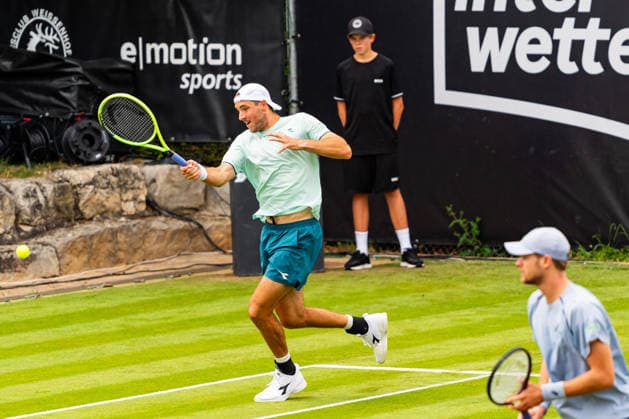 Stuttgart, GERMANY - June 08: Yannik Hanfmann (GER) during the Doubles Match between Yannik Hanfmann (GER) and Jan-Lennard Struff (GER) vs. Sadio Doumbia (FRA) and Santiago Gonzalez (MEX) at BOSS OPEN 2026, Tennisanlage Weissenhof on June 08, 2026 in Stuttgart, Germany. Baden-Württemberg Germany Copyright: xTimoxSteinx