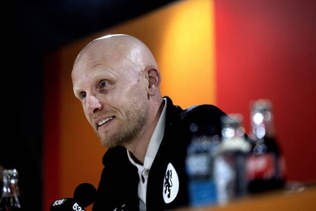 ZEIST - National coach Arjan Veurink during a press conference, PK, Pressekonferenz ahead of the Dutch women s World Cup qualifying match against Poland. OLAF KRAAK ANP xVIxANPxSportx xxANPxIVx 560498277 originalFilename: 560498277.jpg