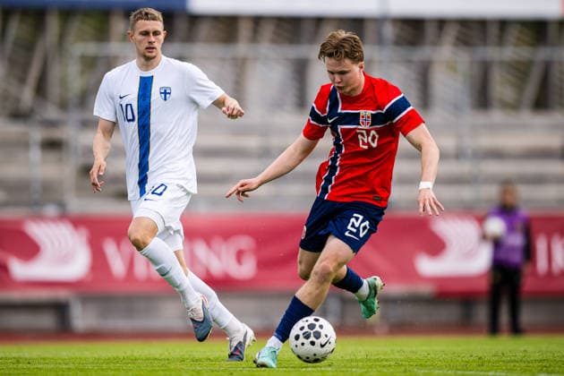 260608 Jimi Tauriainen of Finland and Kristian Lonebu of Norway during the under 21 international friendly football match between Norway and Finland on June 8, 2026 in Moss Photo Marius Simensen BILDBYRAN COP 238 bbeng finland football fotball fotboll international friendly norge norway privatlandskamp soccer träningslandskamp u21 under 21  Copyright: MARIUSxSIMENSEN BB260608BB148