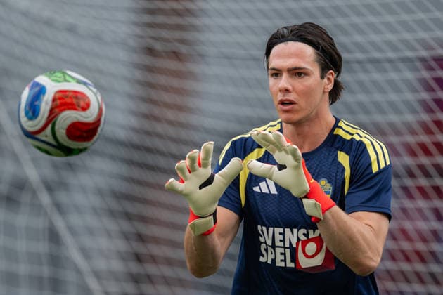 260608 Goalkeeper Jacob Widell Zetterström of the Swedish national football team at a training session during day 3 of the FIFA World Cup 2026 on June 8, 2026 in Dallas Photo Petter Arvidson BILDBYRAN kod PA PA1223 fotboll football soccer fotball vm fotbolls vm fotball vm fotbolls vm 2026 fifa world cup 2026 träning practice training sverige sweden sverige a day 3 bbeng  Copyright: PETTERxARVIDSON BB260608PA054